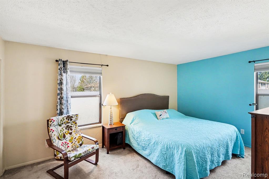 61156 Greenwood Drive, South Lyon, MI 48178 — Photo 12