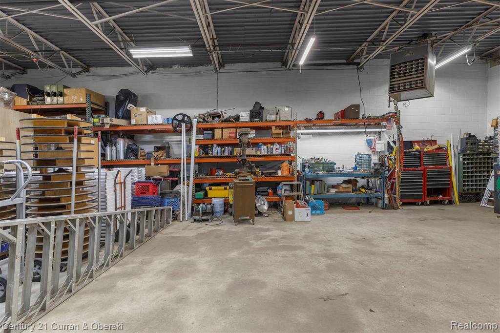 24101 W Warren Street, Dearborn Heights, MI 48127 — Photo 20