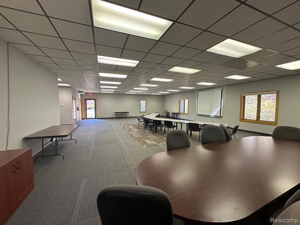 6317 TAYLOR Drive, Flint, MI 48507 — Photo 10