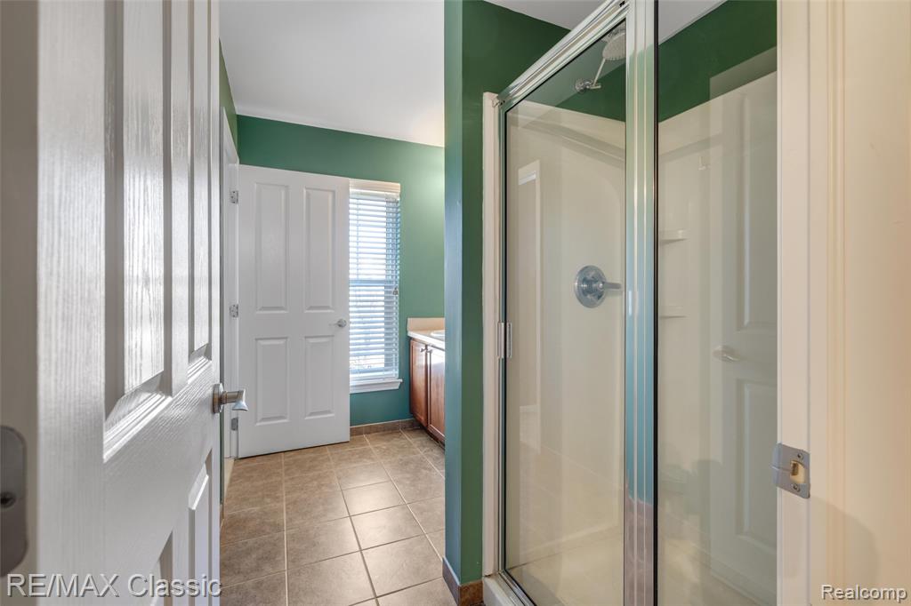 8114 Heron Hills Drive, Walled Lake, MI 48390 — Photo 26