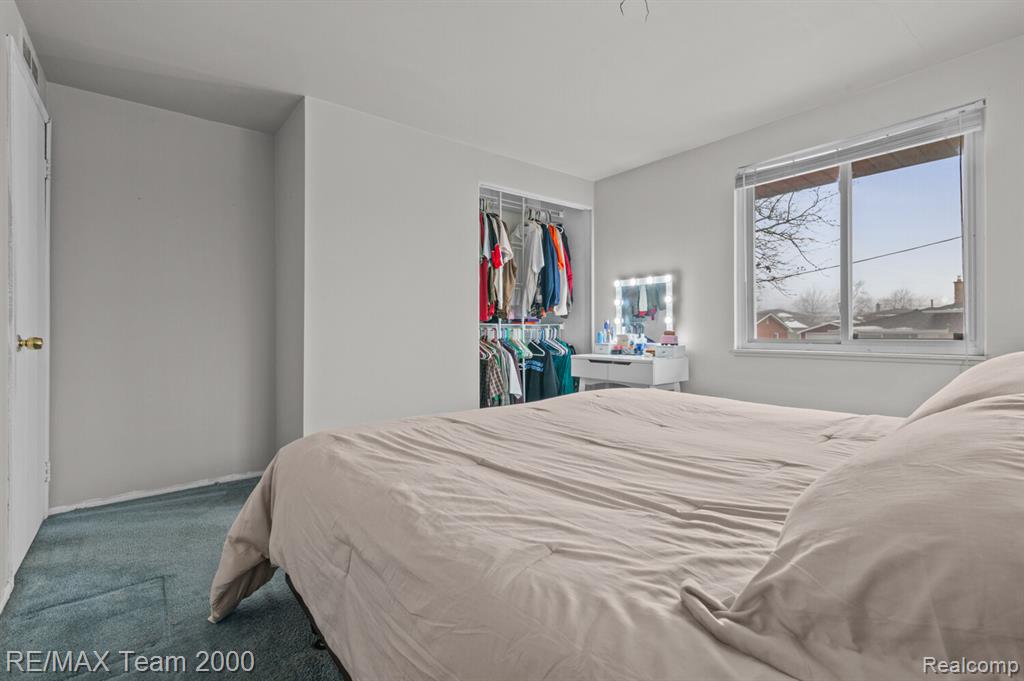31629 Sweetbriar, Rockwood, MI — Photo 20