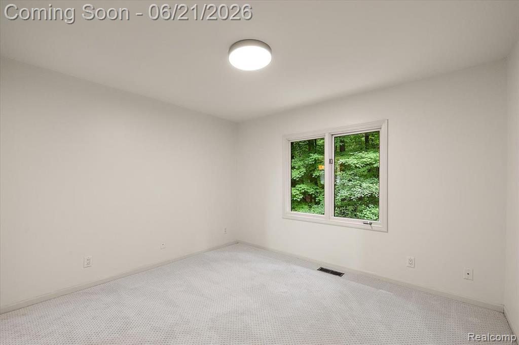 6403 W Oaks Drive, West Bloomfield, MI 48324 — Photo 68