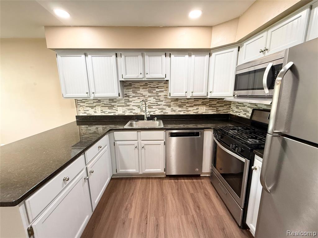 41729 Broquet Drive, Novi, MI 48167 — Photo 12