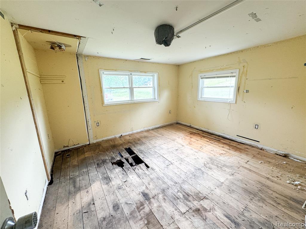 7889 Chilson Road, Pinckney, MI 48169 — Photo 11