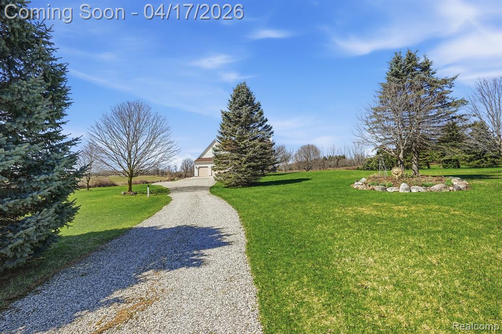 72689 Dequindre Road, Leonard, MI 48367 — Photo 4