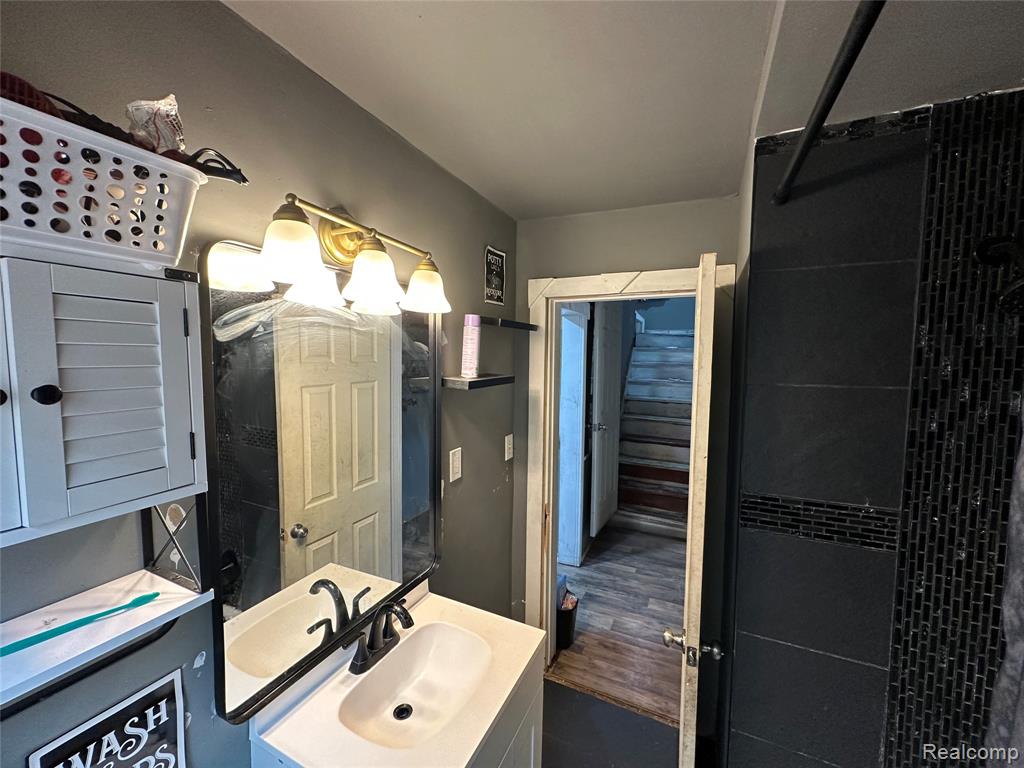 9459 Lakepointe Street, Detroit, MI 48224 — Photo 8