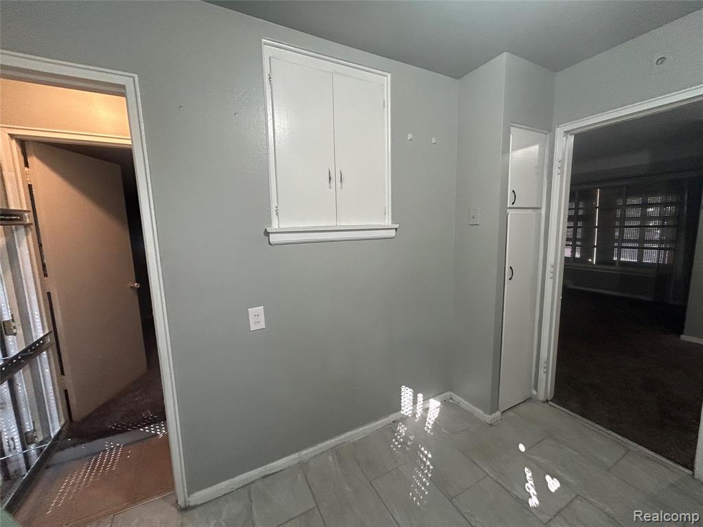9961 VAUGHAN Street, Detroit, MI 48228 — Photo 4