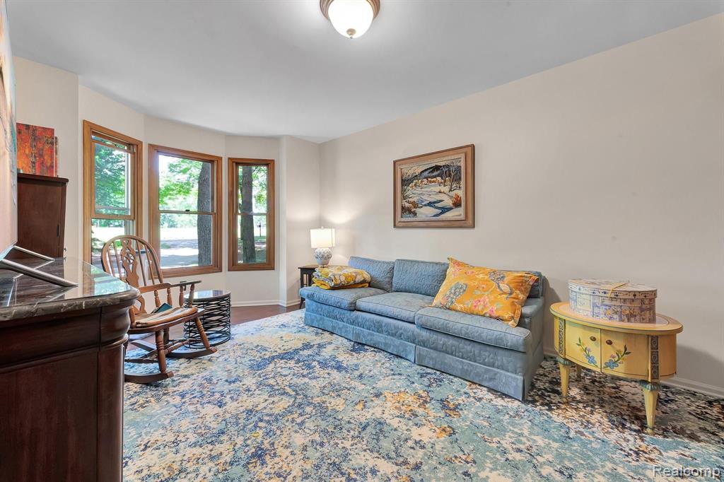 573 NAKOMIS Trail, Lake Orion, MI 48362 — Photo 10
