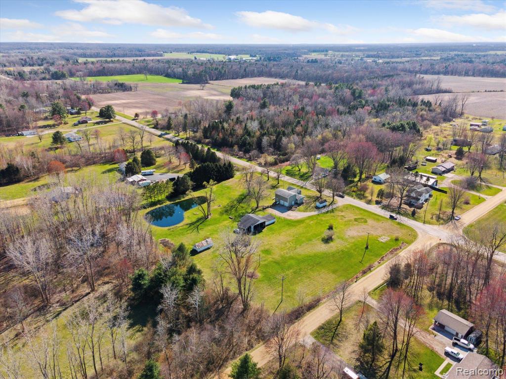 8023 Bray Road, Vassar, MI 48768 — Photo 40