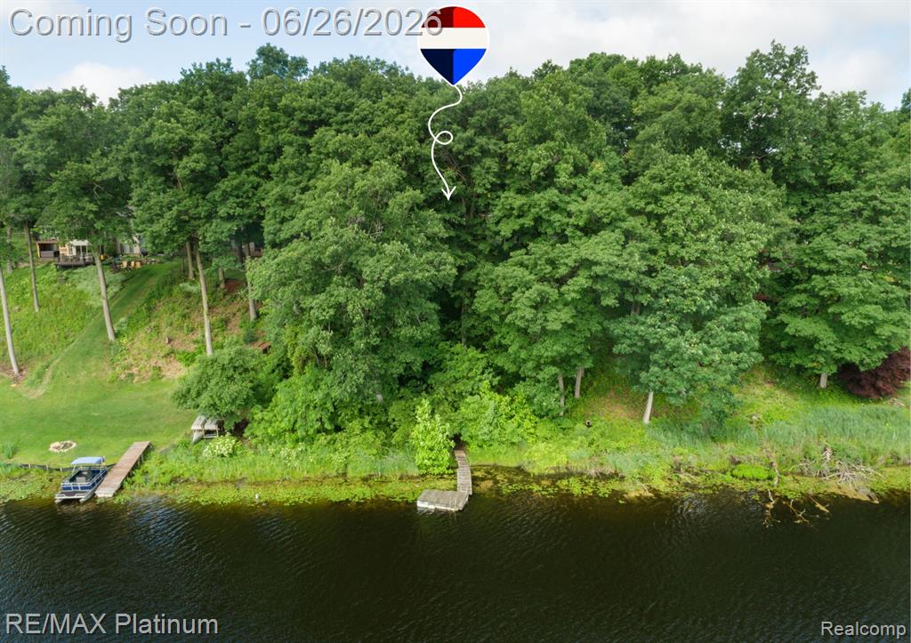 9460 Deer Park Court, Fenton, MI 48430 — Photo 43