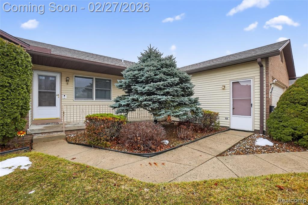 7479 Country Meadow Drive, Swartz Creek, MI 48473 — Photo 3