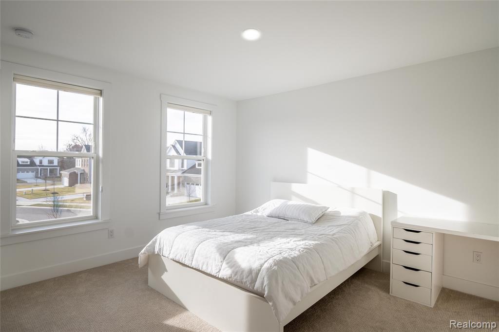 5556 Hobart Court, West Bloomfield, MI — Photo 19