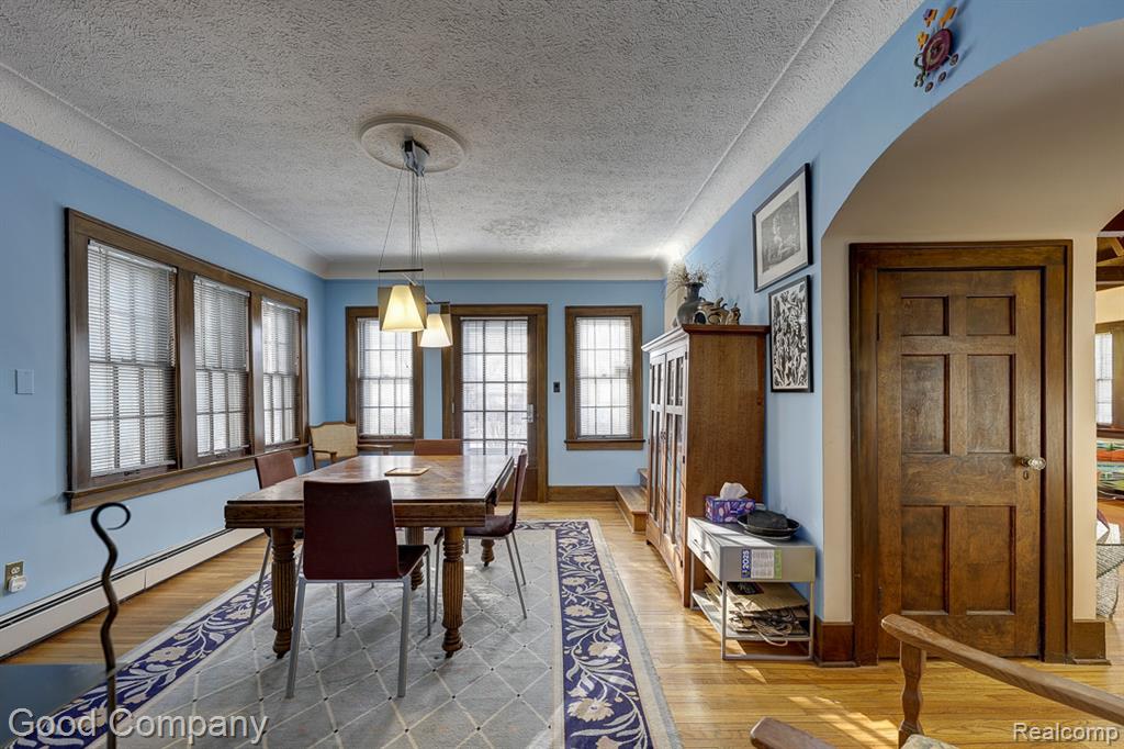 19 Oakdale Boulevard, Pleasant Ridge, MI — Photo 14