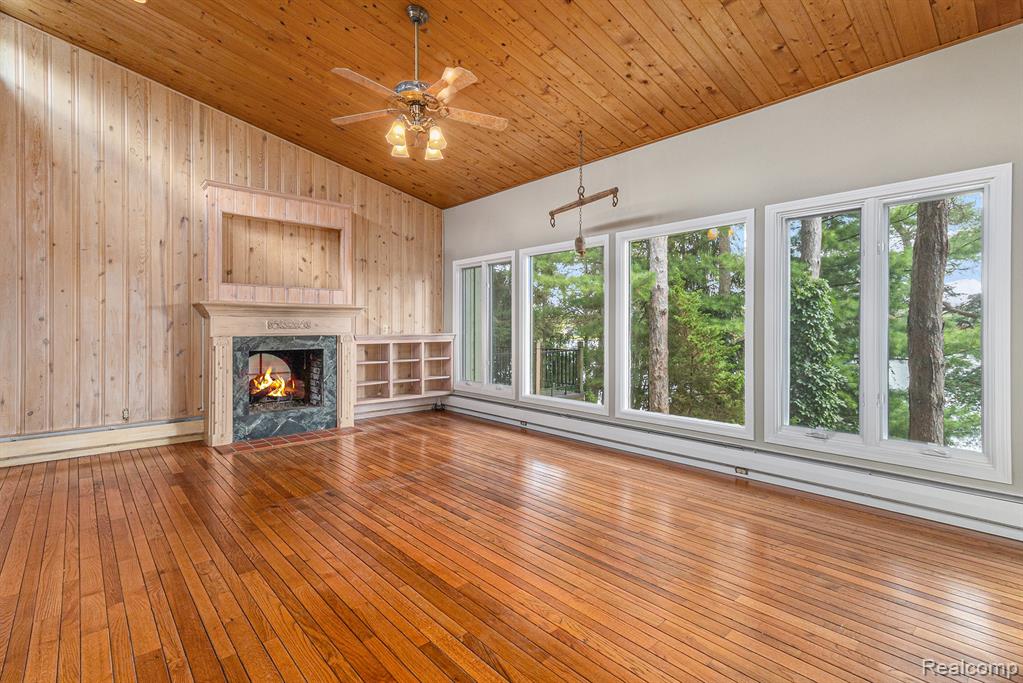 979 Abseguami Trail, Lake Orion, MI 48362 — Photo 7