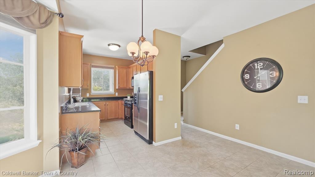 28294 Cottage Lane, New Hudson, MI 48165 — Photo 11