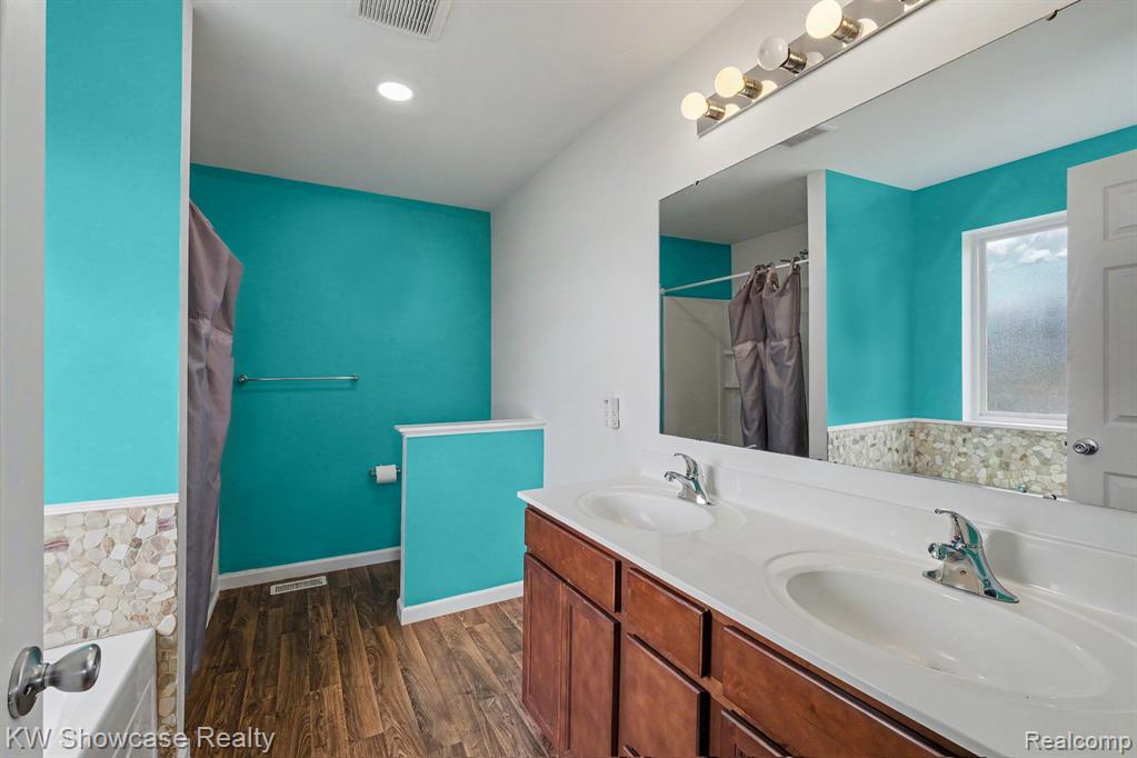 4339 Pebble Creek Boulevard, Grand Blanc, MI 48439 — Photo 16
