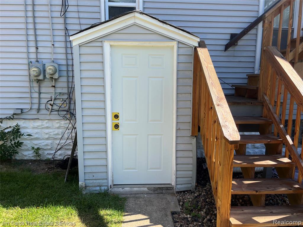 511 Saint Clair Street, Grosse Pointe, MI 48230 — Photo 3