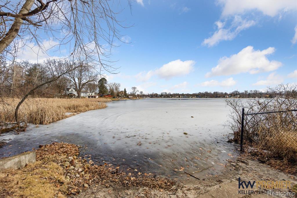 9660 COOLEY LAKE Road, White Lake, MI — Photo 27