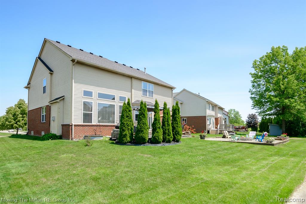 43825 S Timberview Drive, Belleville, MI 48111 — Photo 64