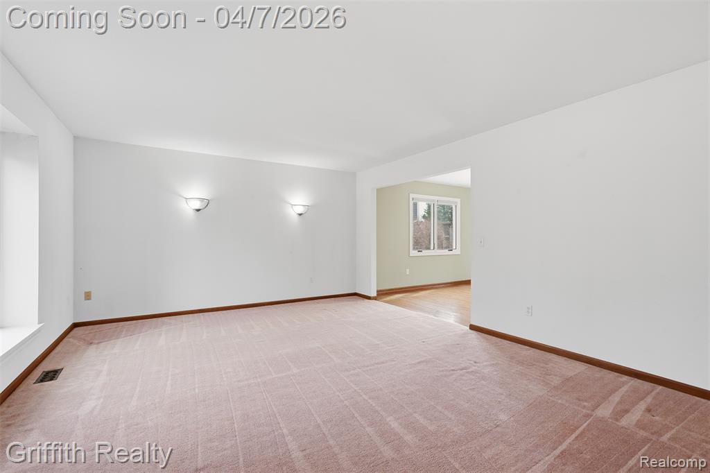 2142 Cumberland Drive, Brighton, MI 48114 — Photo 16