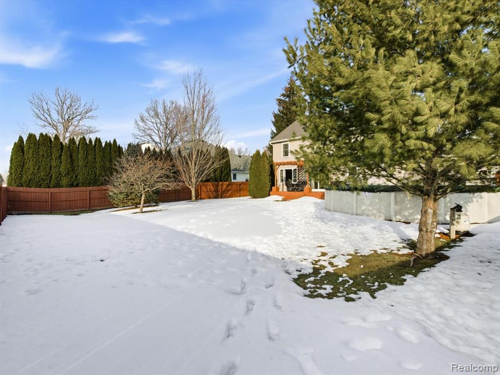 370 Independence Avenue, Marysville, MI 48040 — Photo 7