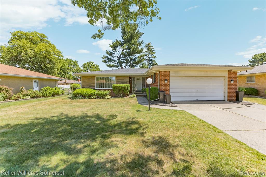 14154 Fenton, Redford, MI 48239 — Photo 2
