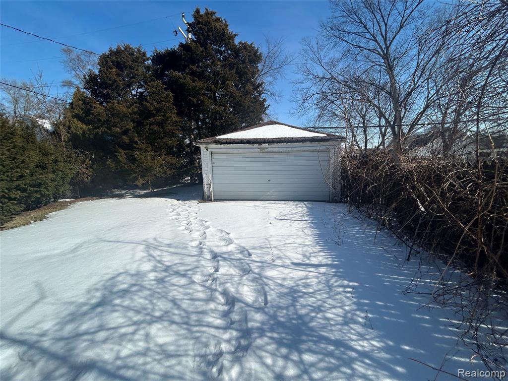 19332 Packard Street, Detroit, MI 48234 — Photo 54