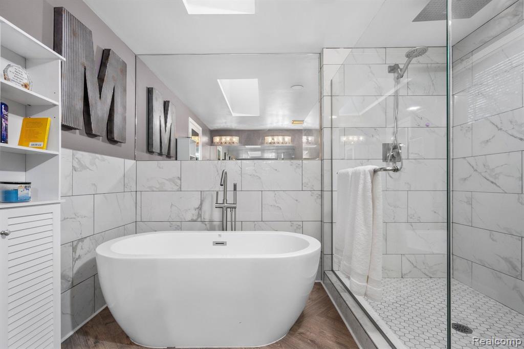 820 CHEROKEE Avenue, Royal Oak, MI 48067 — Photo 22