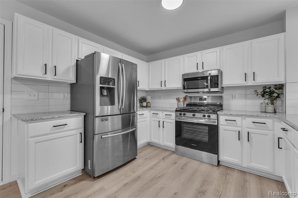 1264 Jay Street, Waterford, MI 48327 — Photo 7