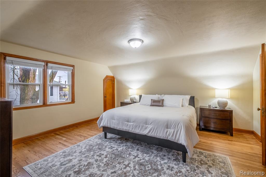 7582 Miller Road, Swartz Creek, MI 48473 — Photo 10