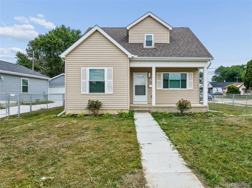 22708 Mac Arthur, Warren, MI 48089