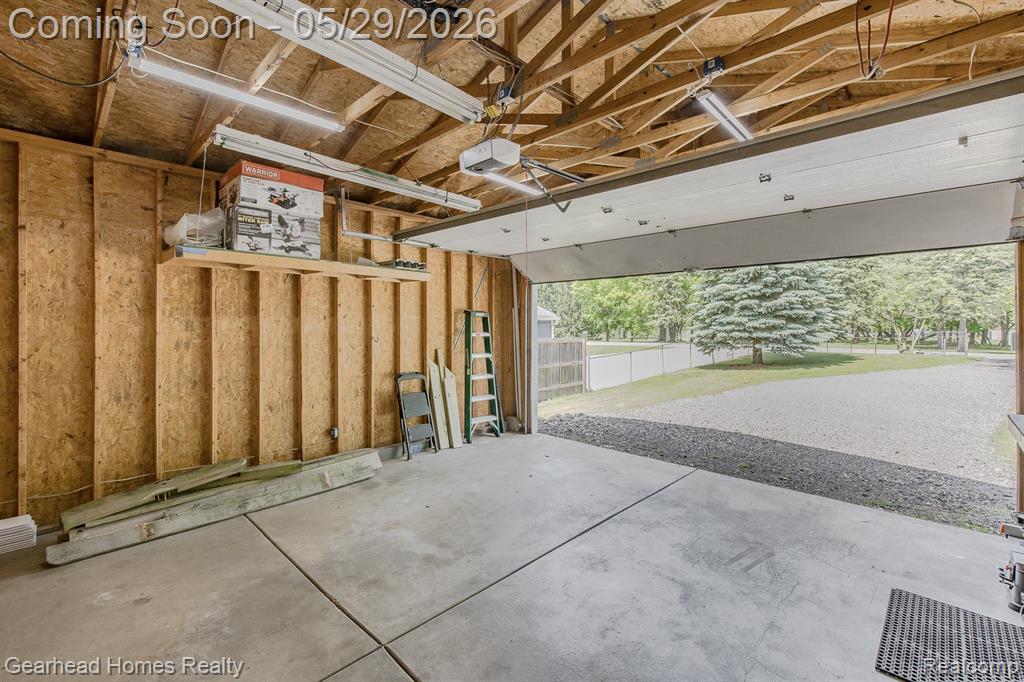 2831 Watkins Lake Road, Waterford, MI 48328 — Photo 26