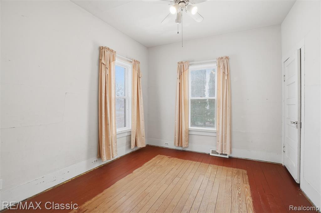 226 Franklin Street, Milford, MI 48381 — Photo 16