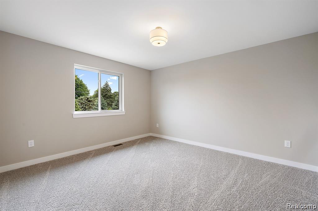 34914 Cardinal Lane, Richmond, MI 48062 — Photo 26