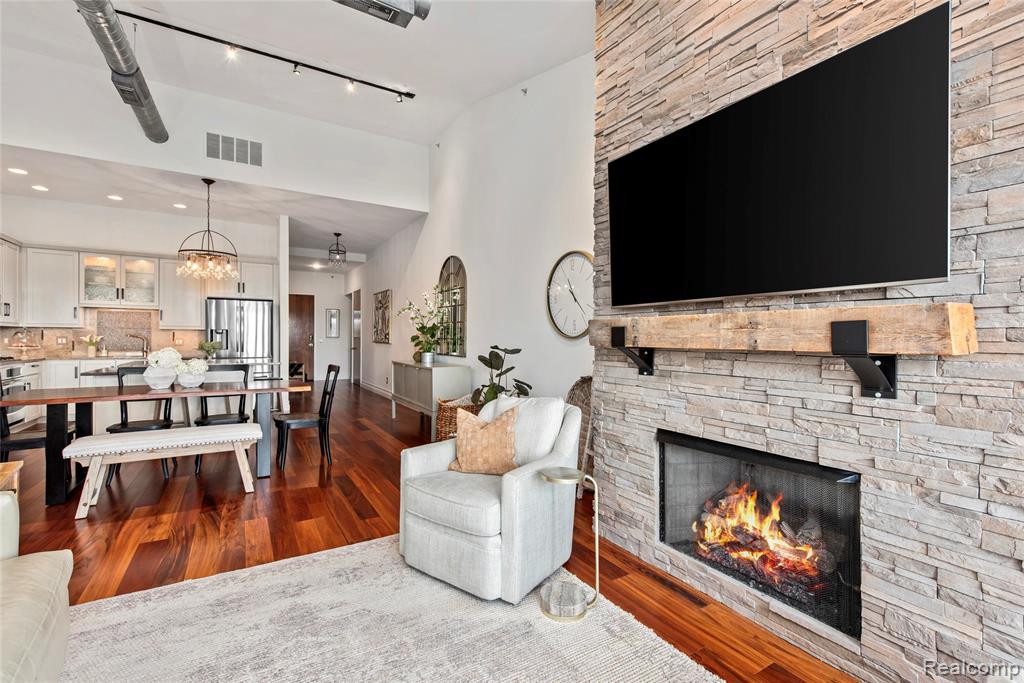 714 N Main Street, Rochester, MI 48307 — Photo 12
