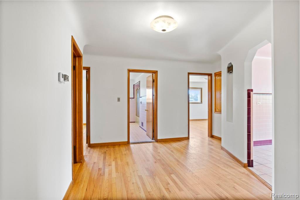 7110 NORMILE Street, Dearborn, MI 48126 — Photo 15