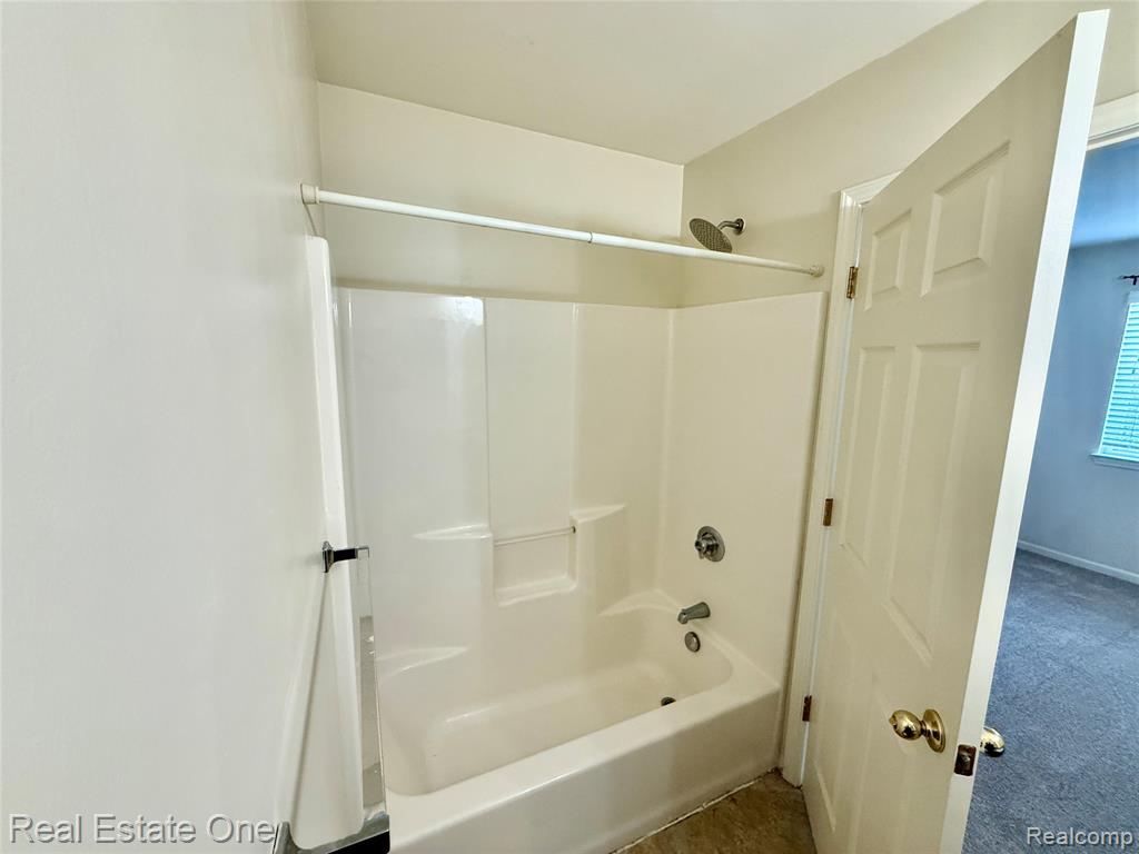 716 Palmer Drive, Pontiac, MI 48342 — Photo 23