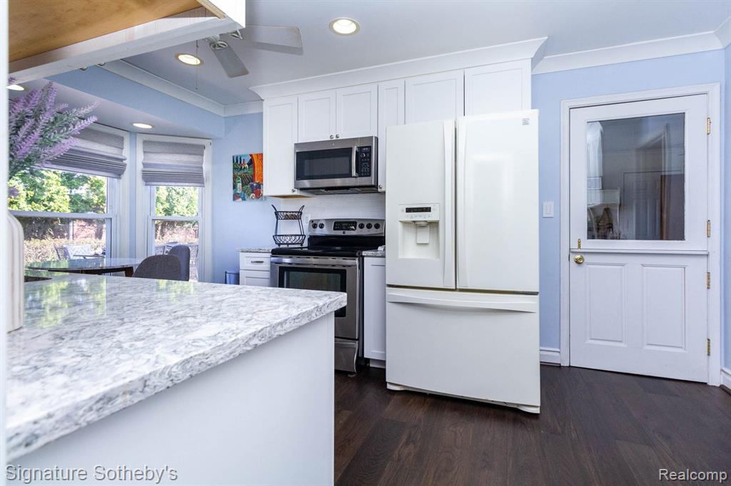 21890 Hampton Street, Beverly Hills, MI 48025 — Photo 10
