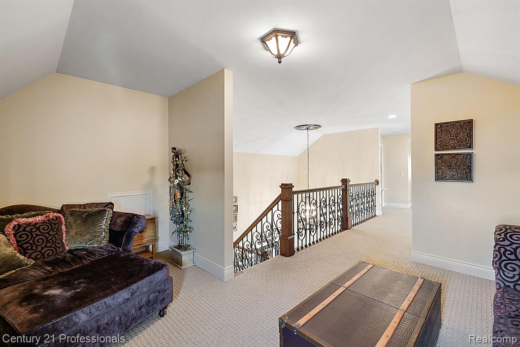 9916 King Road, Davisburg, MI 48350 — Photo 36