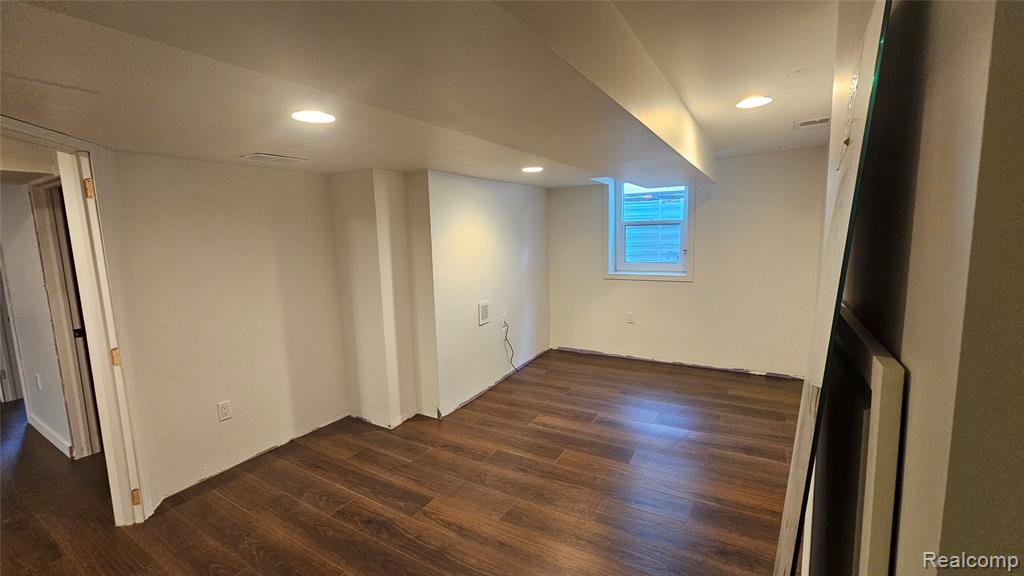 211 Starr Avenue, Pontiac, MI 48341 — Photo 27