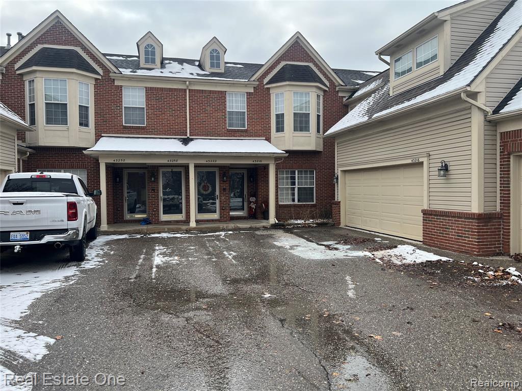 43216 Pendleton Circle, Sterling Heights, MI 48313 — Photo 3