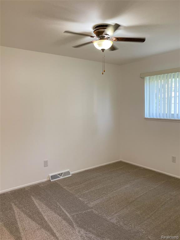 8412 Busch, Center Line, MI 48015 — Photo 10