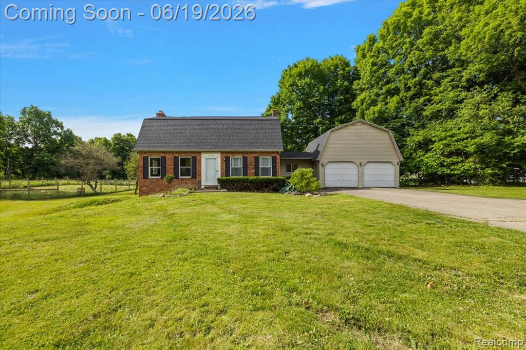 10324 Oakhill Road, Holly, MI 48442 — Photo 2