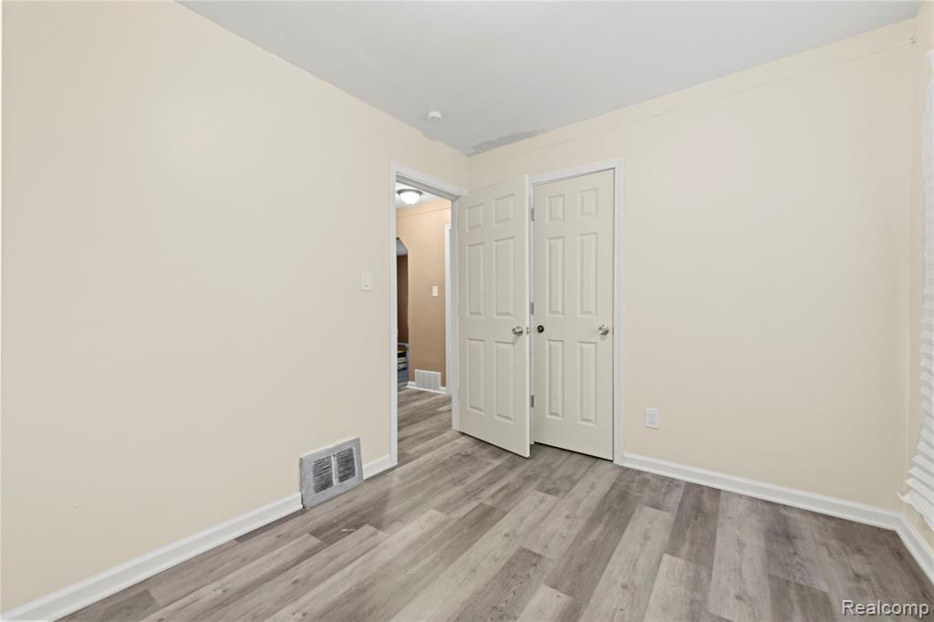 15921 Bramell Street, Detroit, MI 48223 — Photo 8