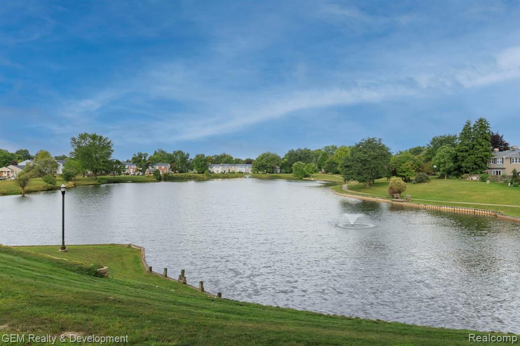 19627 Neptune Court, Northville, MI 48167 — Photo 45