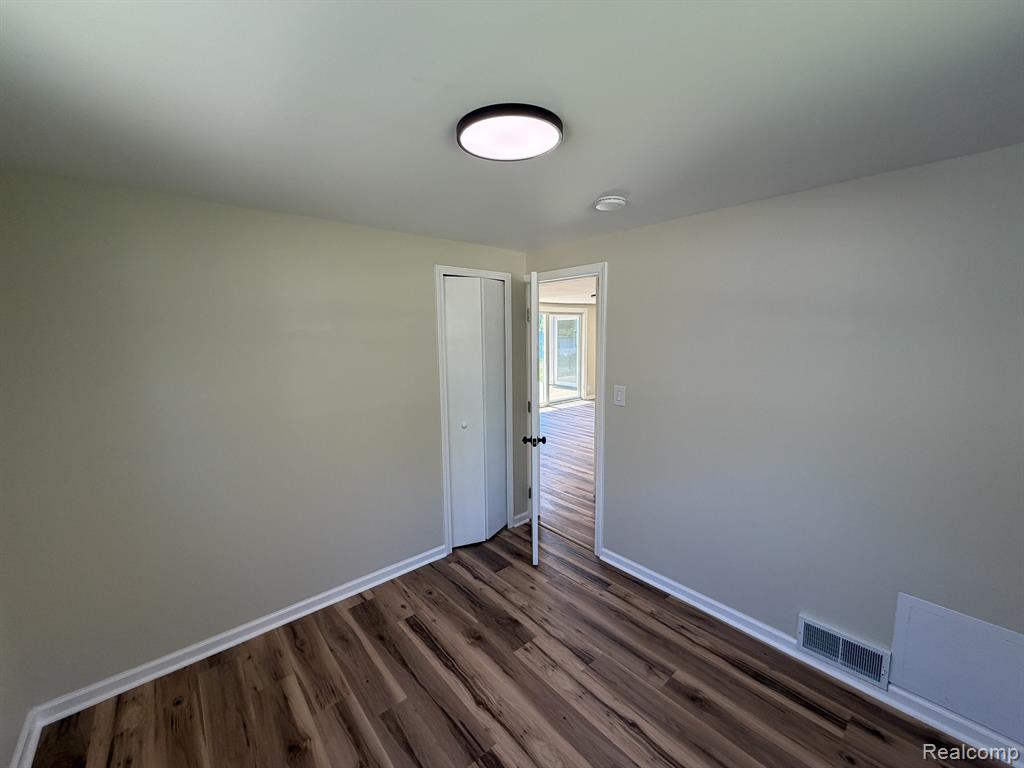 11560 Island Ct Court, Hartland, MI 48353 — Photo 19