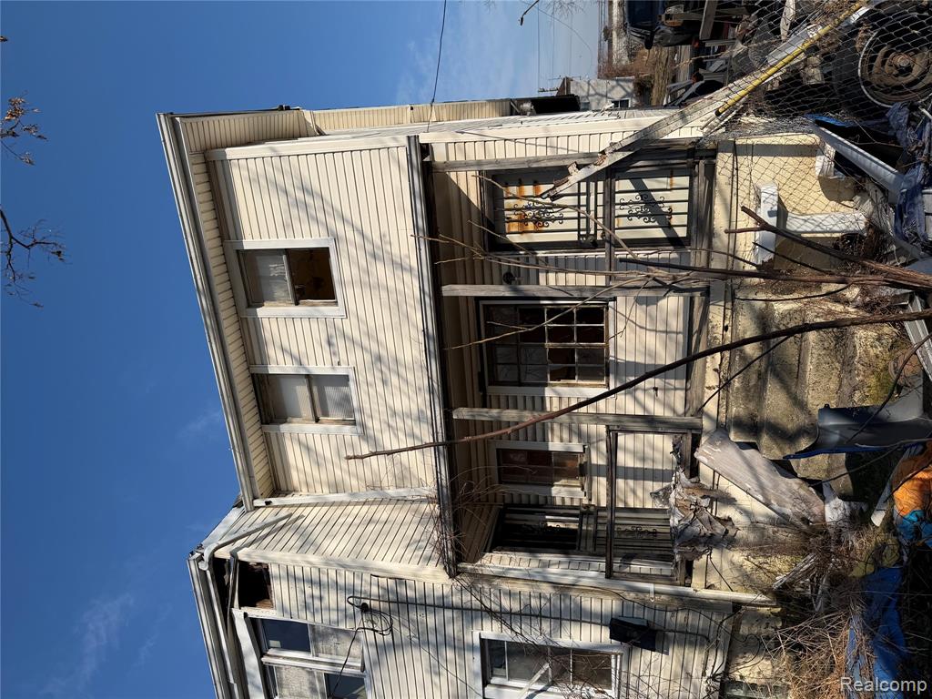 11383 Ohio Street - Photo 2