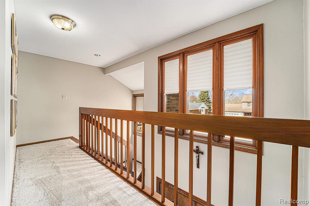 530 KENTUCKY Drive, Rochester Hills, MI 48307 — Photo 16