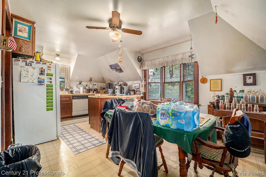 428 East Street, Rochester, MI 48307 — Photo 16