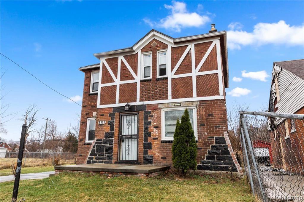 9393 MEYERS Road, Detroit, MI 48228 — Photo 2